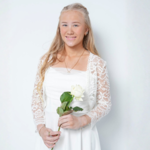 Hvítar Blúnduermar