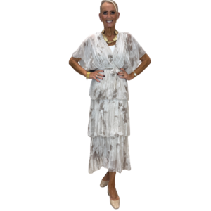 Ljósbeige silkikjóll