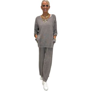 Dökkbeige hörskyrta með tölum